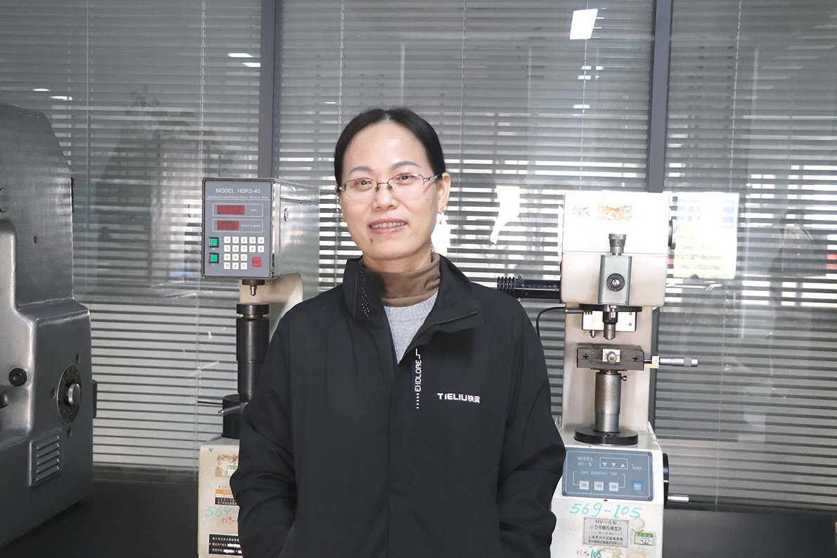 冯飞琴 - 副本.webp